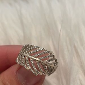 Pandora light as a feather ring